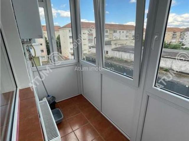 Apartament 4 camere decomandate 2 balcoane zona Strand Sibiu