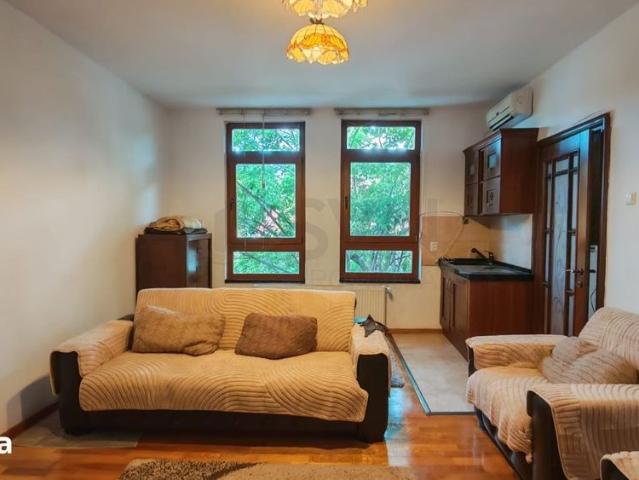 Apartament 4 camere Domenii Vila
