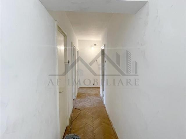 Apartament 4 camere Galata