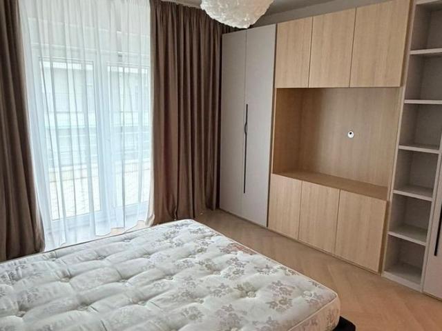 Apartament 4 camere Herastrau