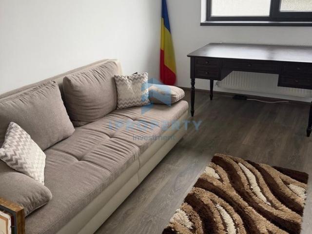 Apartament 4 Camere in Titan cu Loc de Parcare