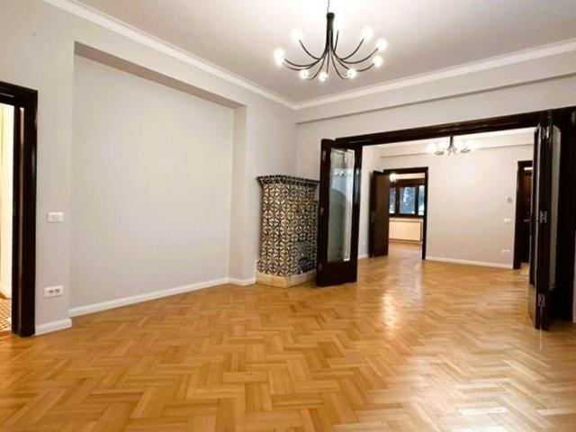 Apartament 4 camere in vila Dorobanti