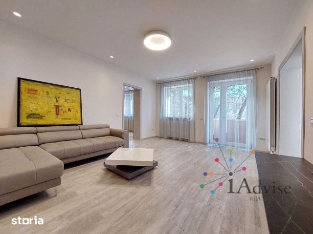 Apartament 4 camere in Vila, Ultracentral