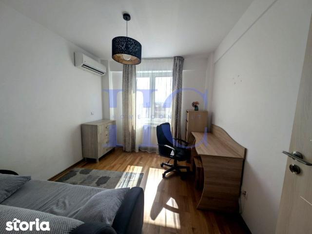 Apartament 4 camere. Lux. 2 terase mari. Zona Mihai Viteazu