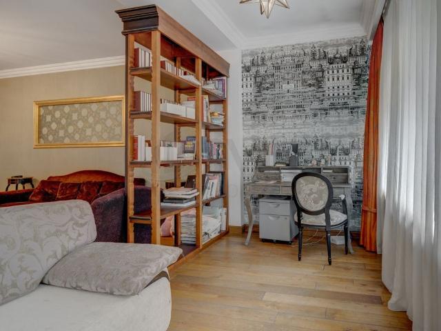 Apartament 4 camere l Primaverii