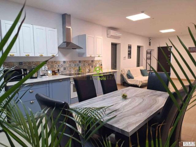 Apartament 4 camere la casă – Dumbrăvița  zona LAC✨