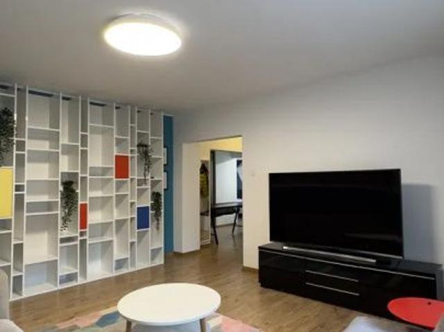 Apartament 4 camere | Panduri | Centrala proprie | Dressing | Prima in