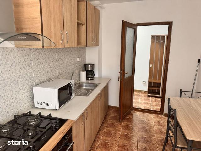 Apartament 4 camere parcare Complet renovat,mobilat Zona Unirii Sud