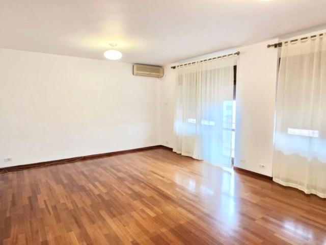apartament 4 camere | parcare garaj subteran | zona aviatorilor | acces metrou