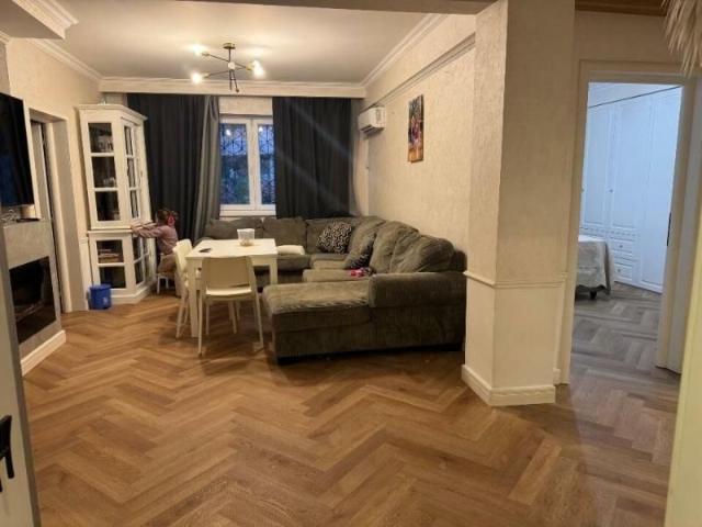 Apartament 4 camere | parter | terasa | Cotroceni