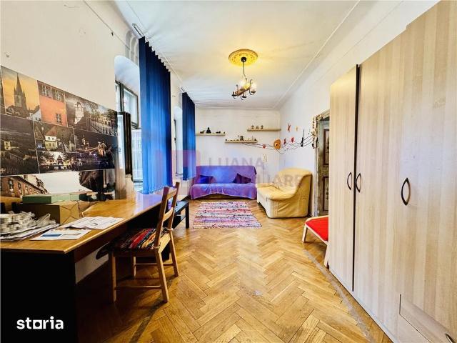 Apartament 4 camere | strada Cetatii | etaj | 148 mp | curte