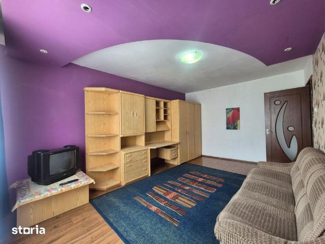 Apartament 4 camere, situat in Targu Jiu, Strada G.ral Christian Tell