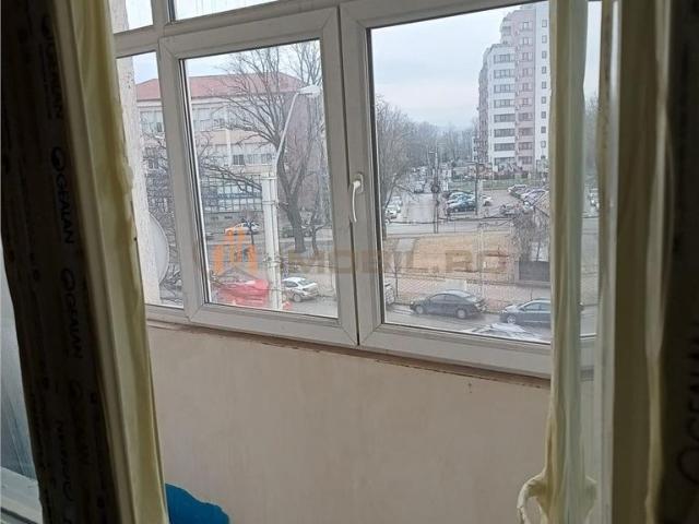 Apartament 4 camere Tatarasi sau schimb cu 2 apart. Cu o camera