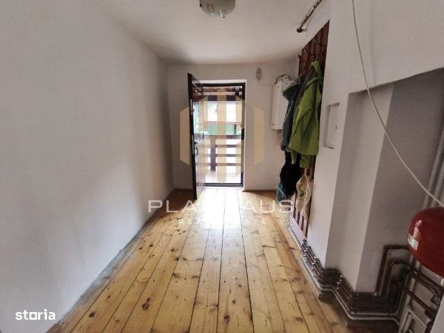 Apartament 4 Camere, Terasă și Parcare Acoperită – Zona 22 Decemb