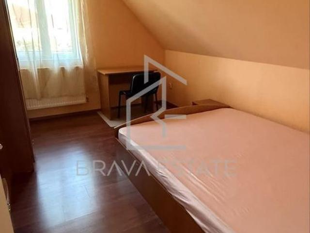 Apartament 4 camere, terasa, zona Andrei Muresanu