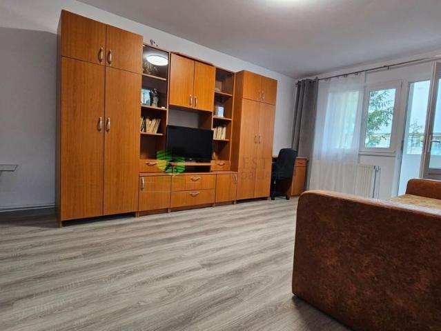 Apartament 4 camere Tractorul,mobilat utilat,600 Euro