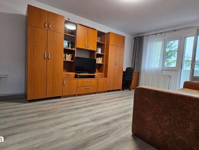 Apartament 4 camere Tractorul, renovat,mobilat utilat,600 Euro