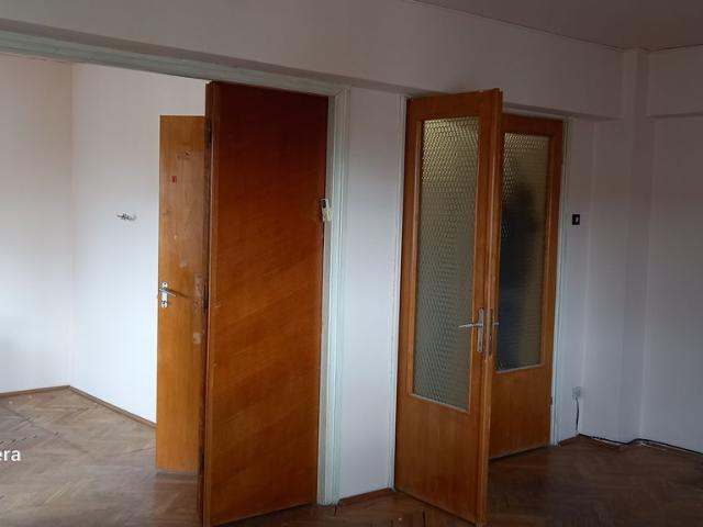 Apartament 4 camere ultracentral, Liceul Carol I, CT, 106 mp, 3 balcoane