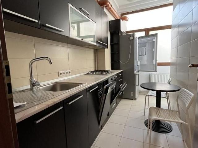 Apartament 4 camere | Universitate | Intercontinental | 2' metrou