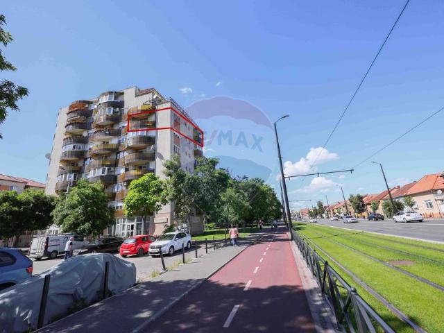 Apartament 4 camere vanzare in bloc de apartamente Bihor, Oradea, Nufarul vezi locația pe hartă
