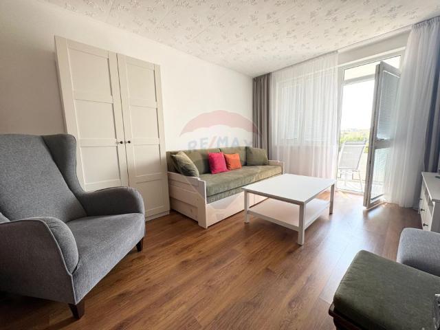Apartament 4 camere vanzare in bloc de apartamente Bihor, Sinteu vezi locația pe hartă