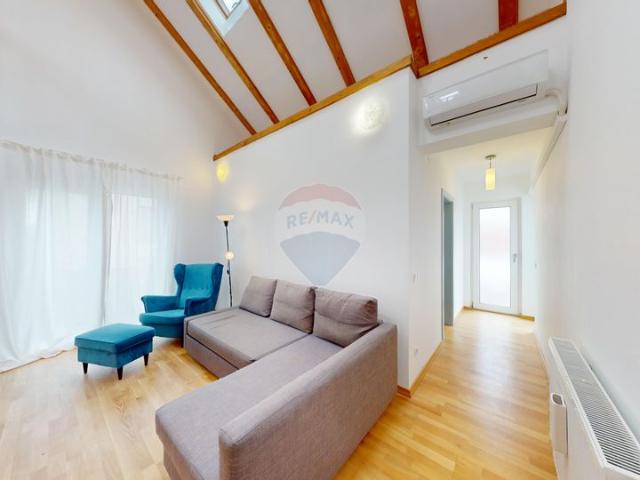 Apartament 4 camere vanzare in bloc de apartamente Sibiu, Cisnadie, Central vezi locația pe hartă
