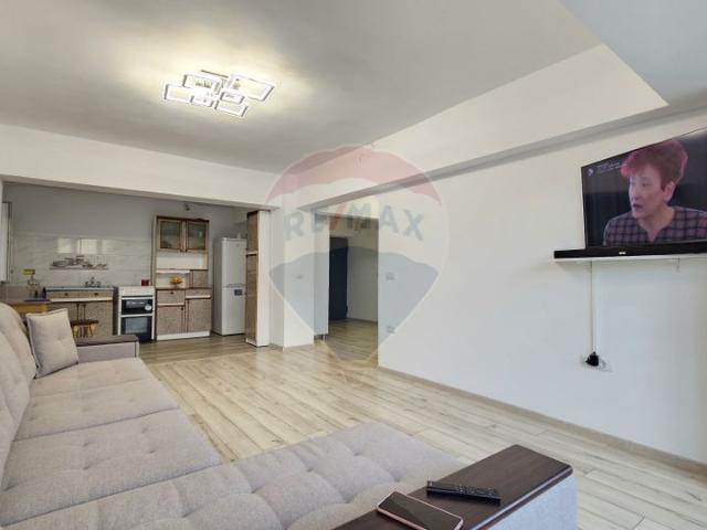 Apartament 4 camere vanzare in bloc de apartamente Suceava, Burdujeni vezi locația pe hartă