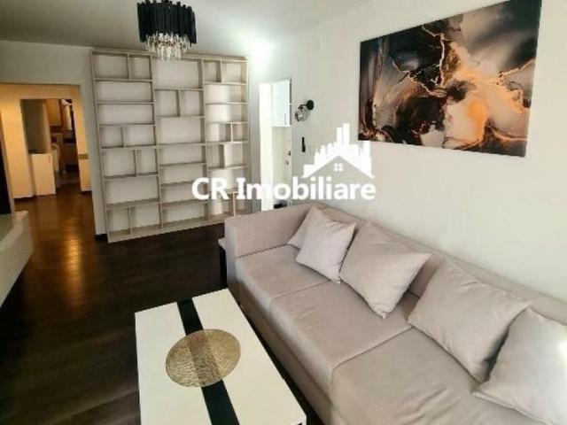 Apartament 4 camere zona crangasi