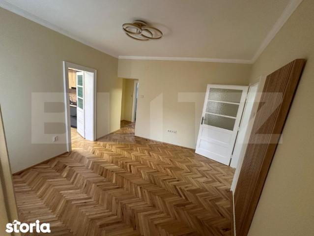Apartament 4 camere, 120 mp, zona Titulescu