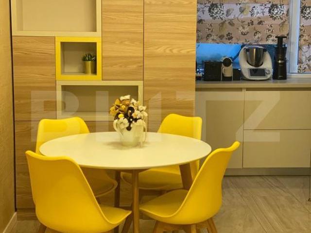 Apartament 4 camere, 120 mp, parcare, zona Plopilor