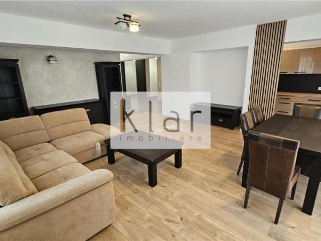 Apartament 4 camere 136mp,terasa, parcare Plopilor, Parcul Rozelor