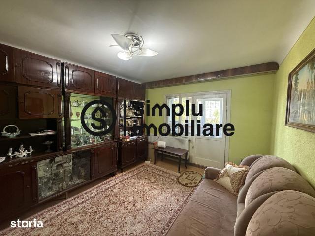 Apartament 4 camere 1 Mai Langa Spitalul Nr 1