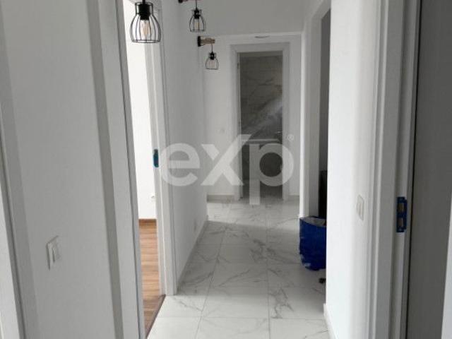 Apartament 4 camere 2 bai 92 mp Tineretului metrou pretabil