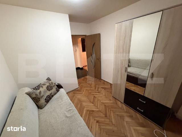 Apartament 4 camere, 74 mp, zona Cetate