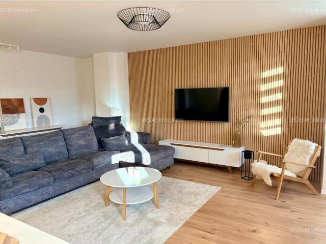 Apartament 4 dormitoare,la casa Central