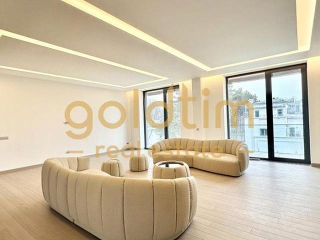 APARTAMENT 4 DORMITOARE/EXCLUSIVIST/COMPLEX BOUTIQUE/CAMERA PERSONAL/KISELEFF
