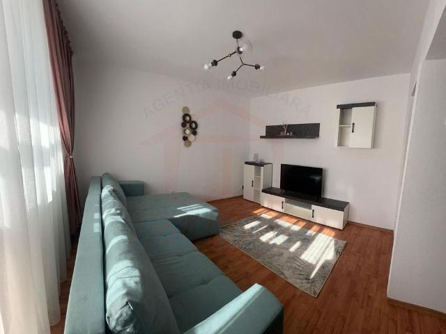 Apartament, 55 m²