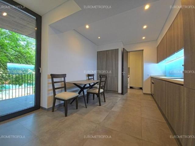 Apartament 5 camere mobilat Primaverii