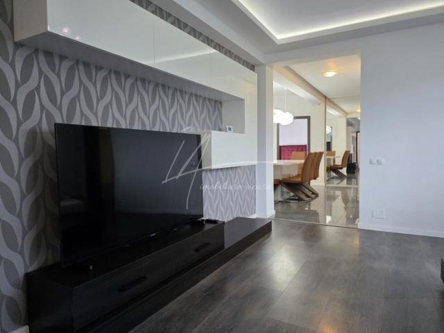 Apartament 5 camere + parcare + grădină, Str. Avram Iancu, Florești, Cluj