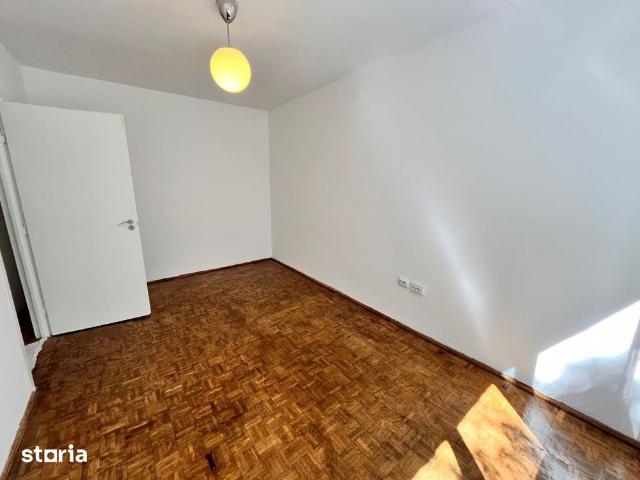 Apartament, 60 m²