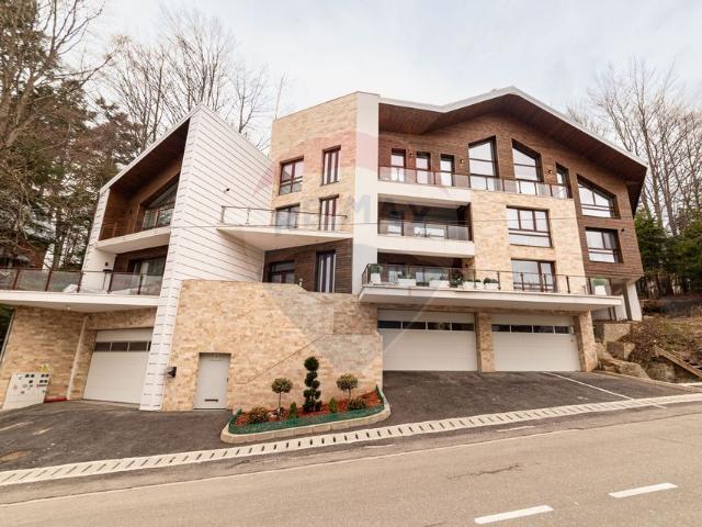 Apartament 6 camere vanzare in bloc de apartamente Prahova, Sinaia, Furnica vezi locația pe hartă