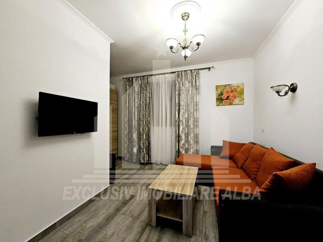 Apartamentcu 2 camere decomandate, Centru