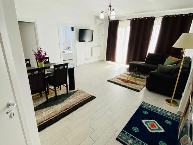 Apartamente 3 camere regim hotelier/pe zi Mamaia Nord | Loft | langa p