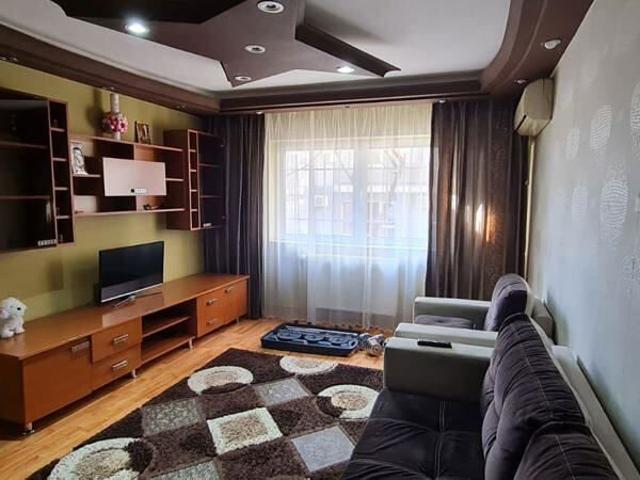 Apartamente de închiriat: Aparatorii Patriei, Sectorul 4