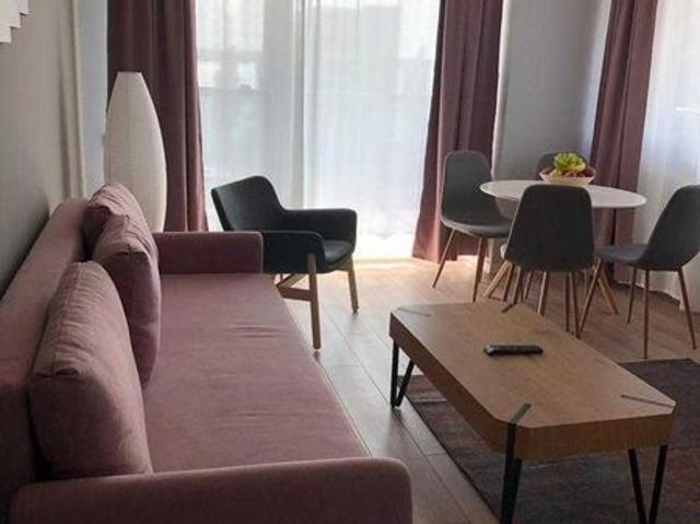 Apartamente de inchiriat pe sezon in statiunea Mamaia la 50 m de mare