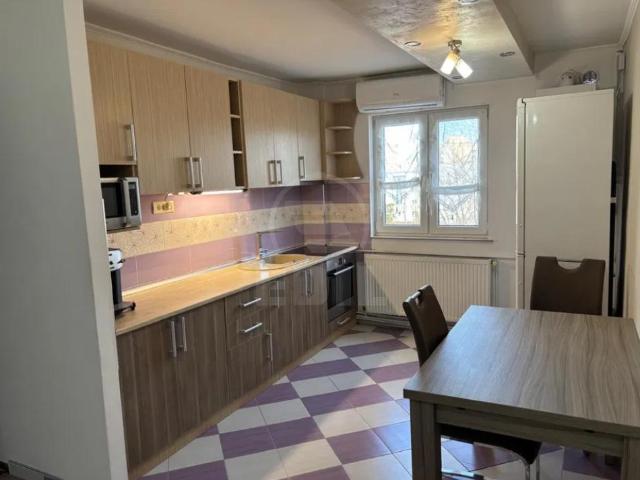 Apartamente de Închiriere 3 camere Cluj Napoca, Manastur, APCJ351300