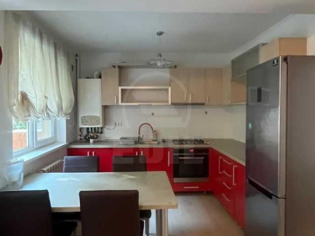 Apartamente de Închiriere 3 camere Cluj Napoca, Manastur, APCJ358453