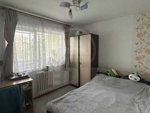 Apartamente de Închiriere 3 camere Cluj Napoca, Manastur, APCJ358236