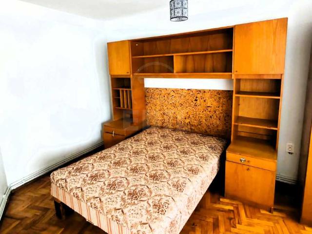 Apartamente de Închiriere 3 camere Cluj Napoca, Marasti, APCJ351407