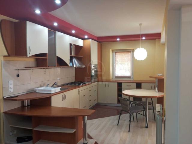 Apartamente de Închiriere 3 camere Cluj Napoca, Plopilor, APCJ359677